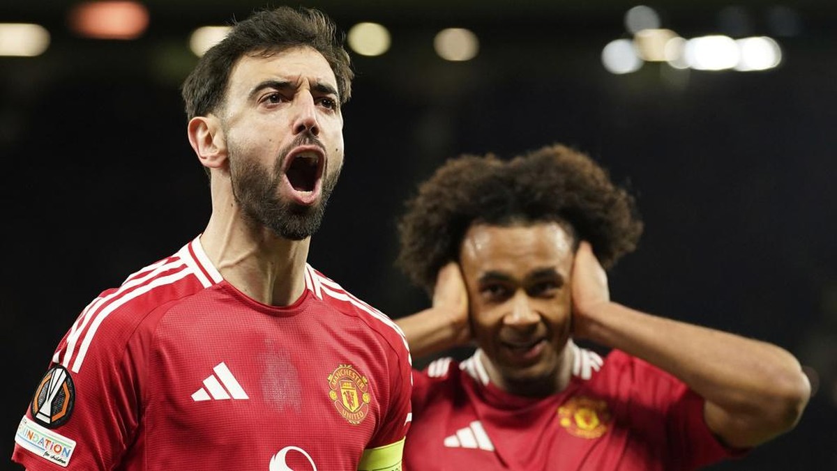 Manchester United memegang kendali situasi transfer Bruno Fernandes. (Foto: AP/Dave Thompson)
