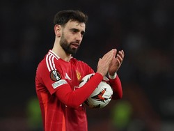 Pertama adalah Bruno Fernandes. Al Hilal dikabarkan meminatinya dan harga pasaran Bruno ada di angka 50 juta Pounds atau setara Rp 1 triliun (Reuters)