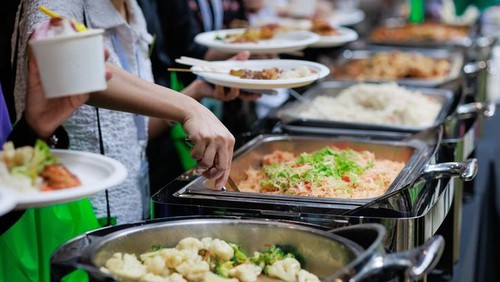 buka puasa restoran yang menyediakan miras