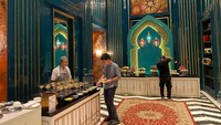 Restoran Palm Court di Four Seasons Hotel Jakarta gelar iftar buffet dengan konsep ‘Iftar Culinary Celebration’ selama Ramadan. Foto: detikFood