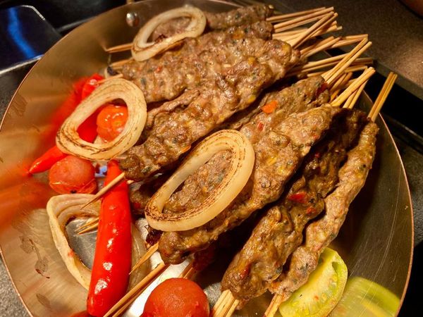 Buka Puasa Pakai Shish Tawook dan Sei Sapi di Hotel Bintang Lima