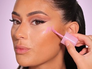 Tren Blush-on Warna Ungu, Ini 5 Produk yang Patut Dicoba
