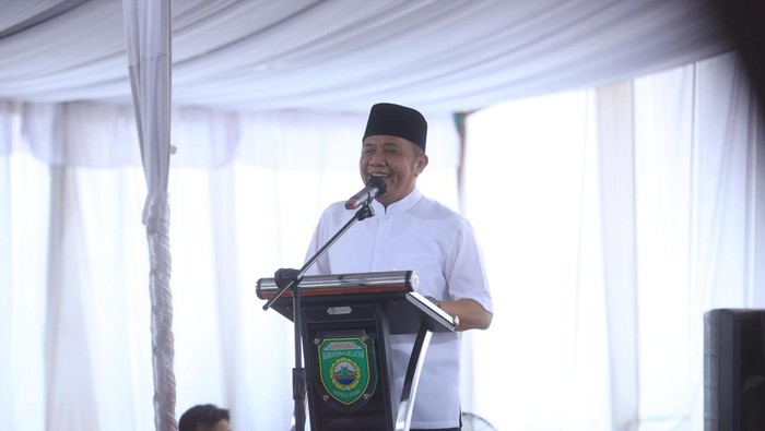 Gubernur Sumsel Herman Deru saat silaturahmi dengan Bupati Banyuasin.