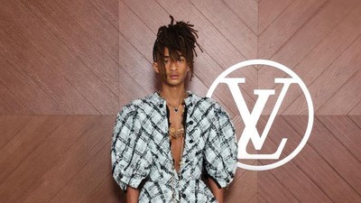 Foto: Jaden Smith Pakai Baju Wanita di Fashion Show Louis Vuitton, Dihujat