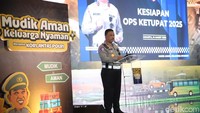 Irjen Agus menyampaikan lagi kebijakan WFA bisa membantu mengurai pemudik untuk berangkat lebih dulu.