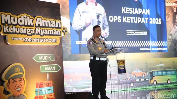 Kakorlantas Polri Irjen Agus Suryo Nugroho memaparkan timeline arus mudik 2025. Irjen Agus memperkirakan pergerakan arus mudik dimulai pekan depan menyusul adanya kebijakan Work From Anywhere (WFA).