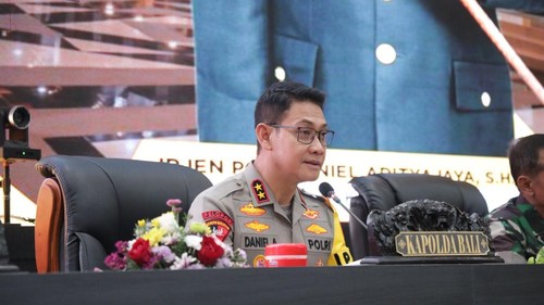 Kapolda Bali, Irjen Daniel Adityajaya, rapat koordinasi untuk mempersiapkan perayaan Idul Fitri 1446 Hijriyah dan Nyepi Caka 1947. (Dok. Polda Bali)