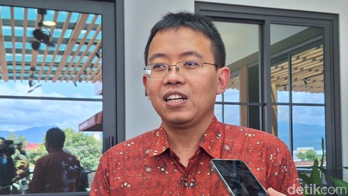 Kepala OJK NTB Rudi Sulistyo.