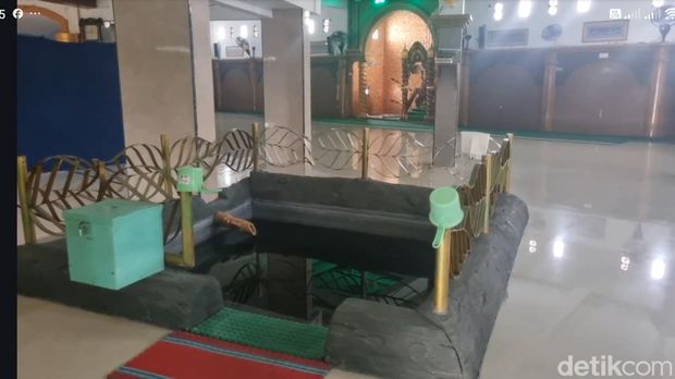Masjid Syekh Maulana Malik Ibrahim Gresik