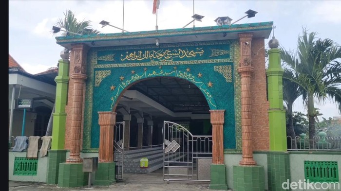 Masjid Syekh Maulana Malik Ibrahim Gresik