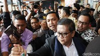Ia disambut kader PDIP.