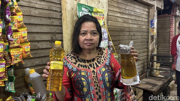 Pedagang di Pasar Tambahrejo menyebut Minyakita tetap laris