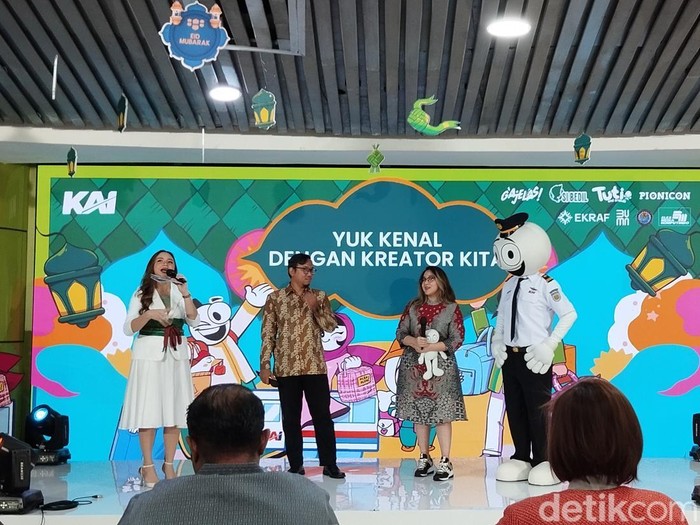 Peluncuran Branding Tematik Ramadan-Lebaran 2025 di Stasiun Gambir, Jakarta Pusat, Jumat (14/3/2025). Peluncuran Branding Tematik Ramadan-Lebaran 2025 di Stasiun Gambir, Jakarta Pusat, Jumat (14/3/2025).