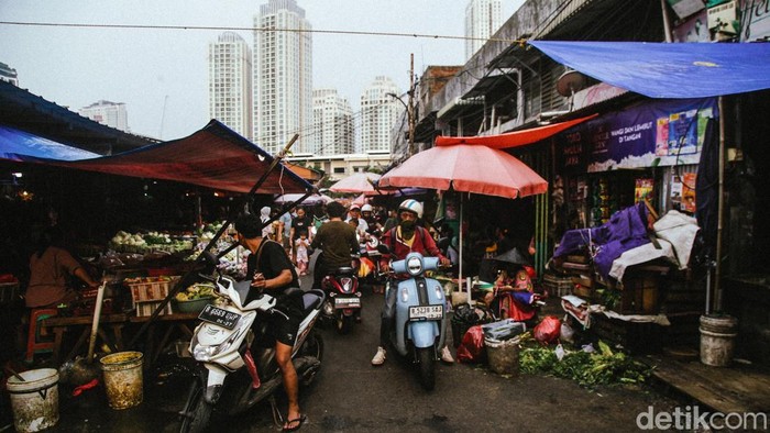 Pemerintah Yakin Harga Pangan Stabil Saat Ramadan-Idul Fitri Biasa harga-harga akan naik saat Ramadan dan Lebaran. Menteri Keuangan Sri Mulyani Indrawati meyakini harga pangan stabil pada Ramadan dan Lebaran tahun ini.