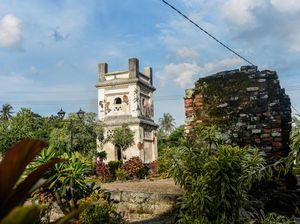 Lihat Situs Masjid Pecinan Tinggi di Banten
