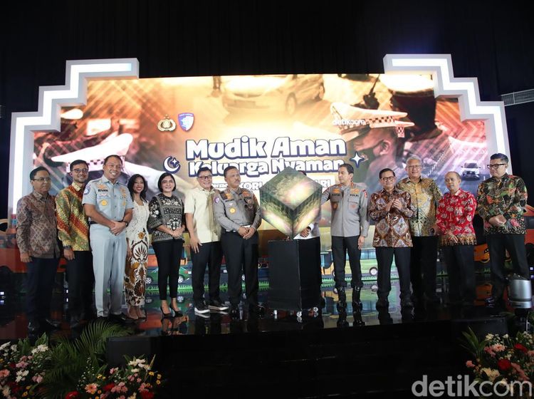Wakapolri-CT Hadiri Acara Mudik Aman Keluarga Nyaman Bareng Korlantas