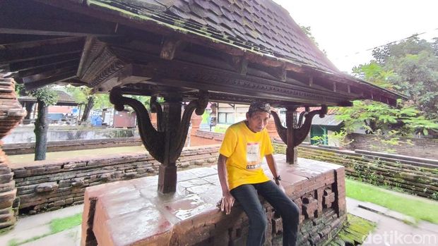 Wandi, Abdi Dalem di Keraton Kasepuhan Cirebon