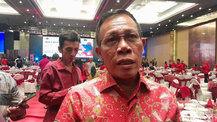 Bupati Tapteng Masinton Pasaribu