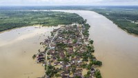 BPBD Provinsi Jambi mencatat sebanyak tujuh kabupaten/kota, meliputi Kota Jambi, Sungai Penuh, Kabupaten Muaro Jambi, Batanghari, Sarolangun, Tebo, dan Bungo di provinsi itu terendam banjir.
