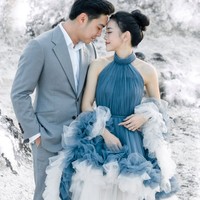 Sebelumnya pada 19 Desember Jessica mengumumkan jika dirinya telah dilamar oleh Erwin. Erwin sendiri ternyata merupakan cinta pertama Jessica yang sempat terpisah selama 12 tahun. Foto: Instagram/@jessicajane99