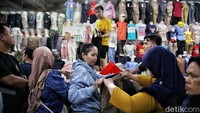 Harga yang ditawarkan kisaran Rp.15.000 - Rp.100.000.