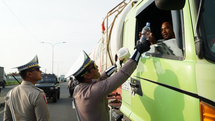Patroli Siaga Awasi Lalu Lintas Aman dan Nyaman (Siwalan) ramadan 2025