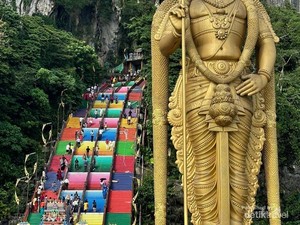 Belum Sah ke Malaysia Kalau Belum Jalan-jalan ke Batu Caves