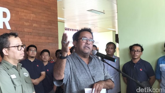 Wakil Gubernur (Wagub) DKI Jakarta, Rano Karno meninjau Rusunawa Jagakarsa, Jakarta Selatan. Foto: Mauliani/detikcom.