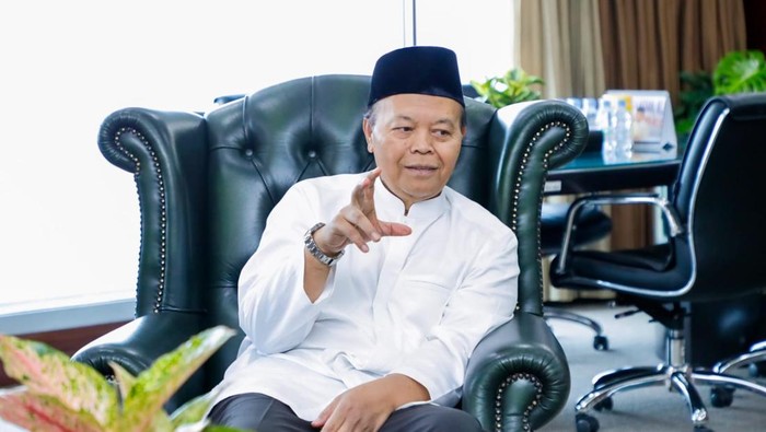 Wakil MPR RI Hidayat Nur Wahid (HNW)
