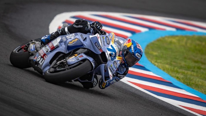 RIO HONDO, ARGENTINA - MARCH 14: Alex Marquez of Spain and Gresini Racing MotoGP™ rides during the Free Practice of the MotoGP Gran Premio YPF Energía de Argentina at Autodromo Termas de Rio Hondo on March 14, 2025 in Rio Hondo, Argentina. (Photo by Steve Wobser/Getty Images)