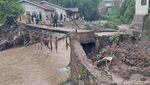 Potret Parahnya Dampak Banjir yang Terjang Cipatat KBB