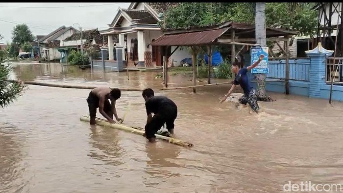 Banjir Madiun