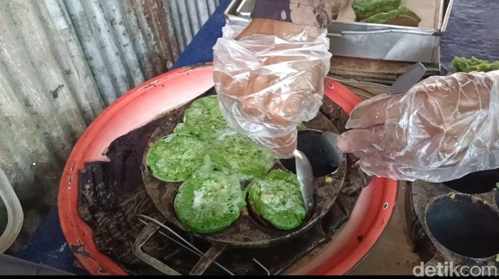 Bikang basah khas Probolinggo buatan Buk Mus.