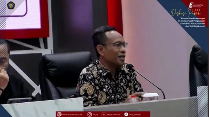 Dosen Fakultas Hukum Universitas Brawijaya (UB) M Ali Safaat (Tangkapan layar YouTube FHUB Official).