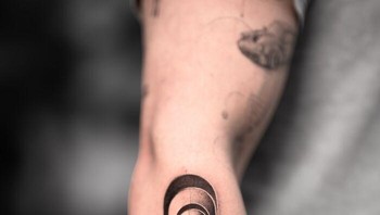 Ketika ditanya tentang bagian yang paling menyenangkan dari menjadi seorang seniman tato, Panda mengatakan bahwa 100% adalah kliennya.  Foto: Boredpanda/Tatu Panda