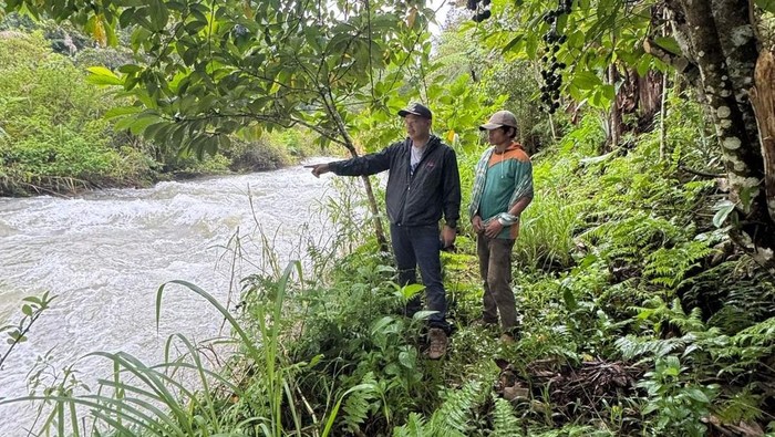 Lokasi nenek dan cucu diduga terseret arus Sungai Talambai, Mamasa.
