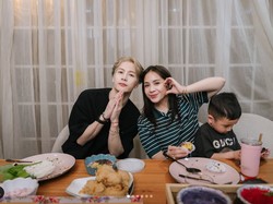 7 Momen Nagita Slavina & Jackson Wang GOT7 Ngabuburit Sambil Masak Bareng
