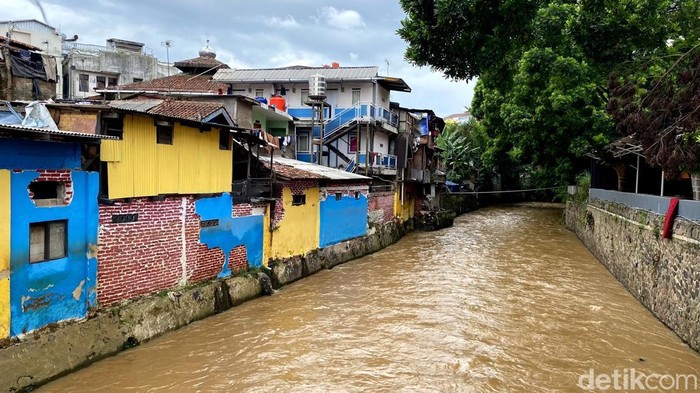 Permukiman di Jalan Braga Bandung sempat diterjang banjir
