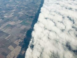 Tampak Seperti Editan, Tapi Foto Ini Nyata Terjadi