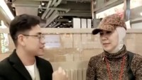Ini momen kebersamaan Athalla Naufal dan ibunda, Venda Melinda. Keduanya tampak menikmati ramen di sebuah restoran. Foto: Instagram @venamelindareal