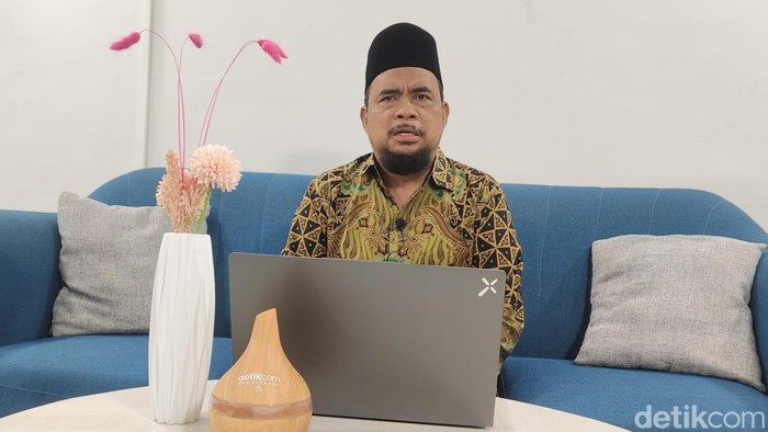 Wakil Ketua PWM Sumut Mahmud Yunus Daulay saat memberikan kultum. (Foto: Dok. detikSumut).