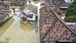 Banjir Luapan Sungai Batanghari Jambi Meluas