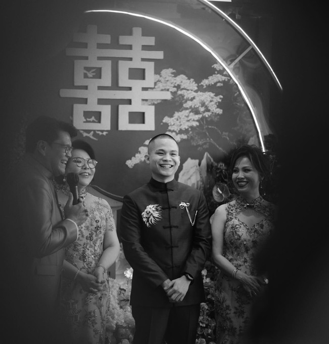 Acara berlangsung lancar dengan dihiasi canda tawa. Semakin dekat menuju hari pernikahan, kebahagiaan tampak jelas di wajah Cellos. Foto: Instagram/@natashaput