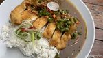 Sensasi Menikmati Korean Chicken Curry dari Ketinggian Lantai 17