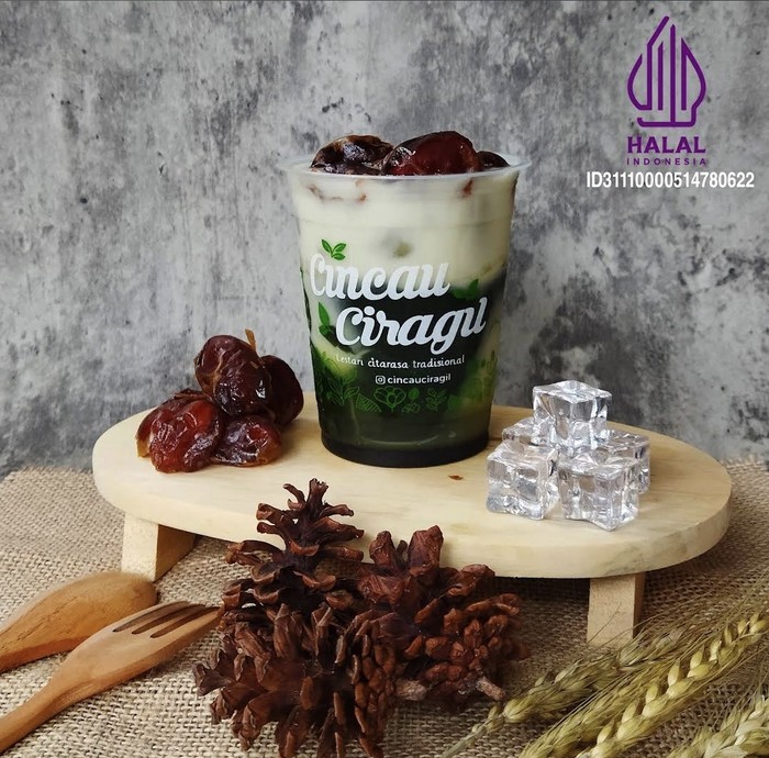 Es Cincau Hiijau Es Cincau Hiijau