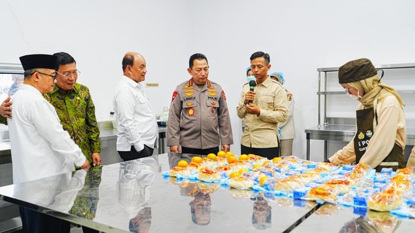 Kapolri Bakal Rekrut Bakomsus Dukung Program Makan Bergizi Gratis