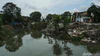 Setelah penertiban bangunan liar tuntas akan dilanjutkan dengan kegiatan normalisasi sungai.  