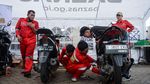 Mantap! Ada Layanan Servis-Ganti Oli Gratis Nih Buat Ojol dan Opang