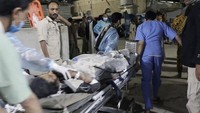 Jet tempur Amerika Serikat (AS) melancarkan serangkaian serangan udara di Yaman, menewaskan sedikitnya 53 orang, termasuk anak-anak dan wanita, serta melukai ratusan orang lainnya. (Al Masirah TV via AP)