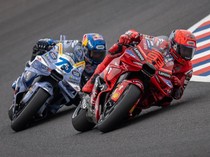Video Perang Saudara Lagi di MotoGP Argentina, Marc Marquez Juaranya